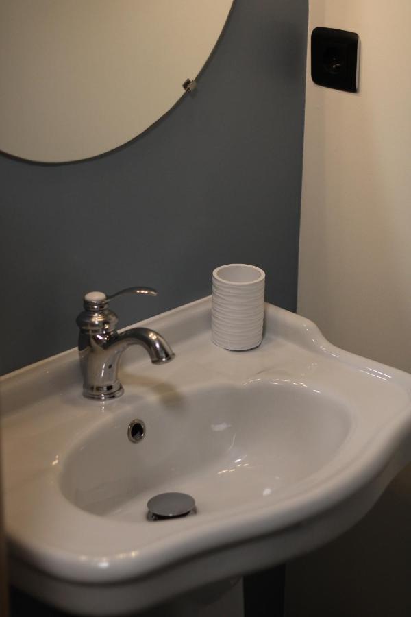Villa Au cœur de la Pinède de 1 à 4 personnes Langlade Esterno foto