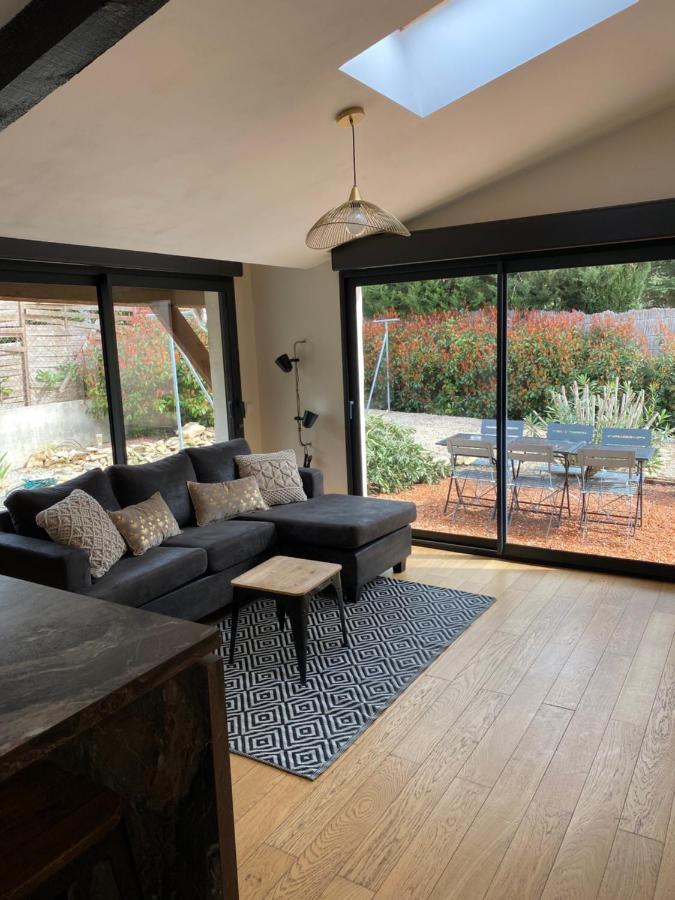 Villa Au cœur de la Pinède de 1 à 4 personnes Langlade Esterno foto
