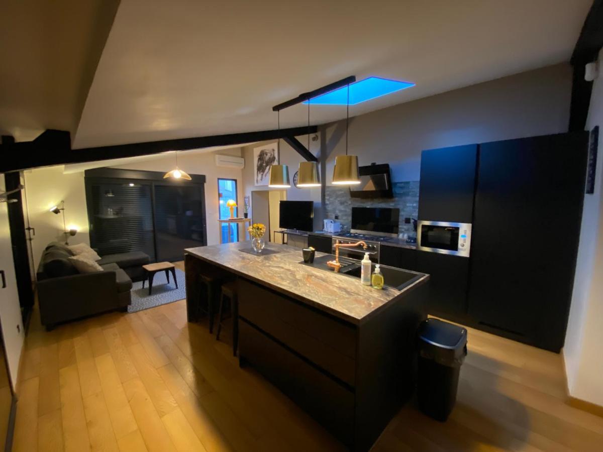 Villa Au cœur de la Pinède de 1 à 4 personnes Langlade Esterno foto